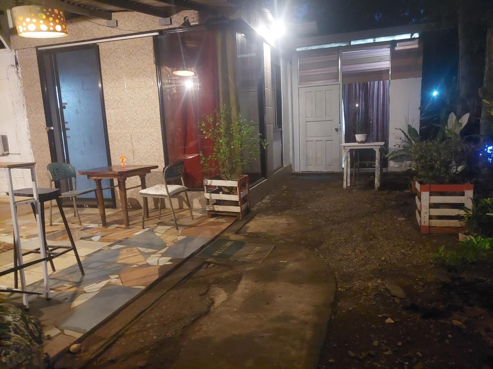 Larmar Bed And Breakfast プエルト・プリンセサ エクステリア 写真